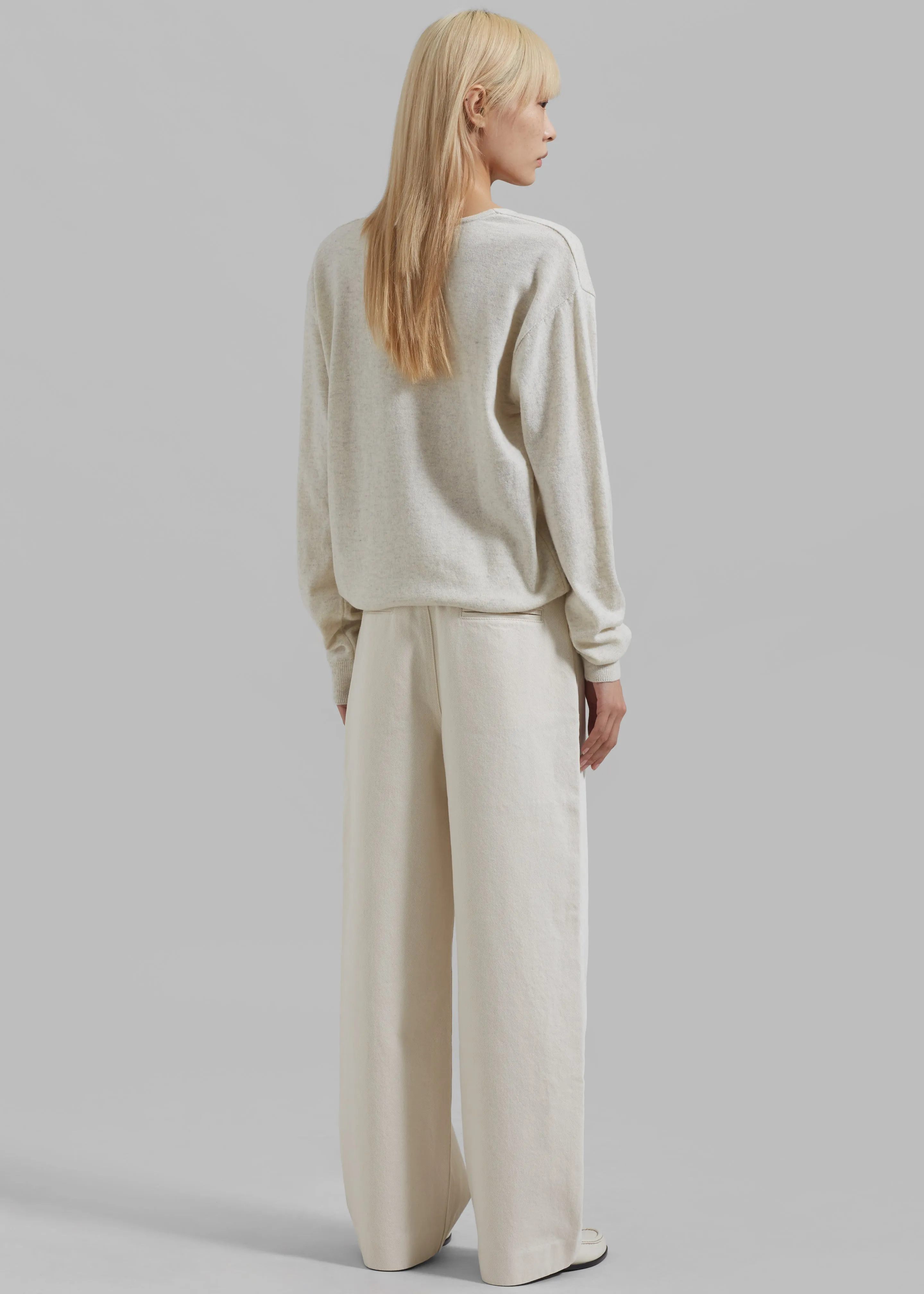 Ames V Neck Sweater - Oat Melange