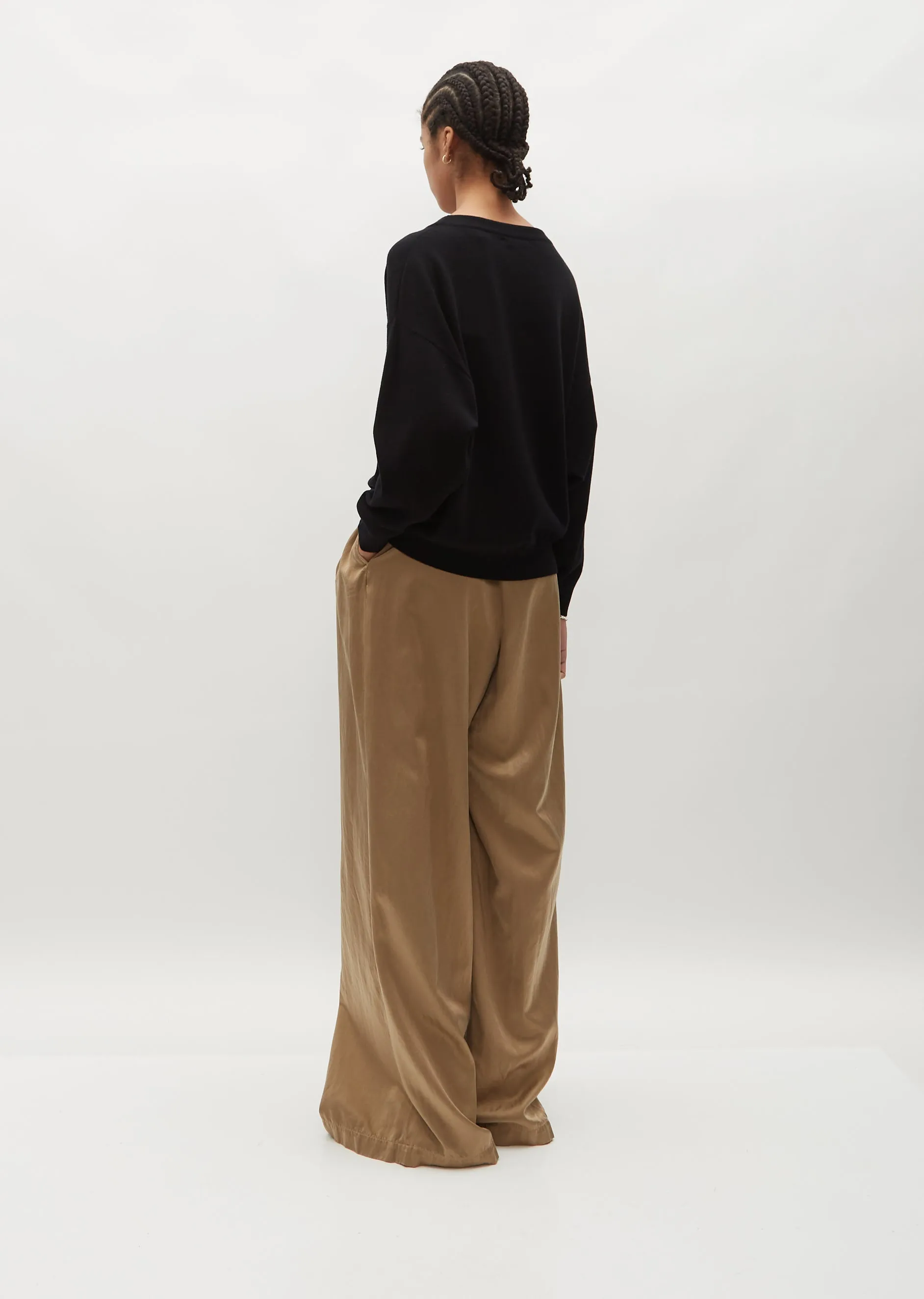Jade Sweater — Black