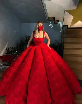 Luxury Evening Gown Princess Red