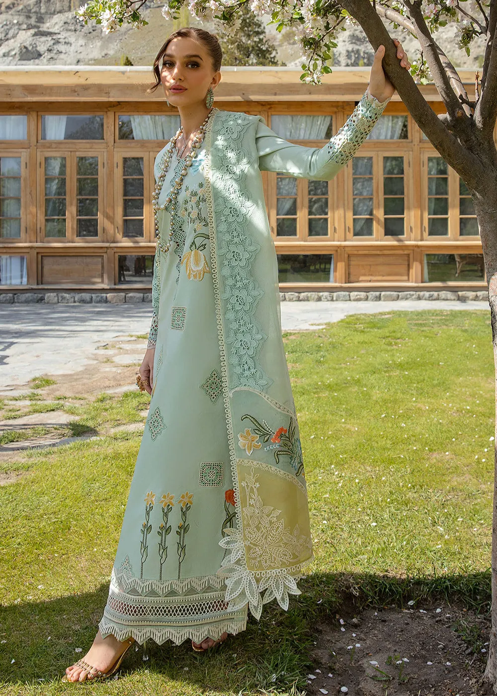 Luxury Lawn '24 by Crimson | Into The Wild - Aqua