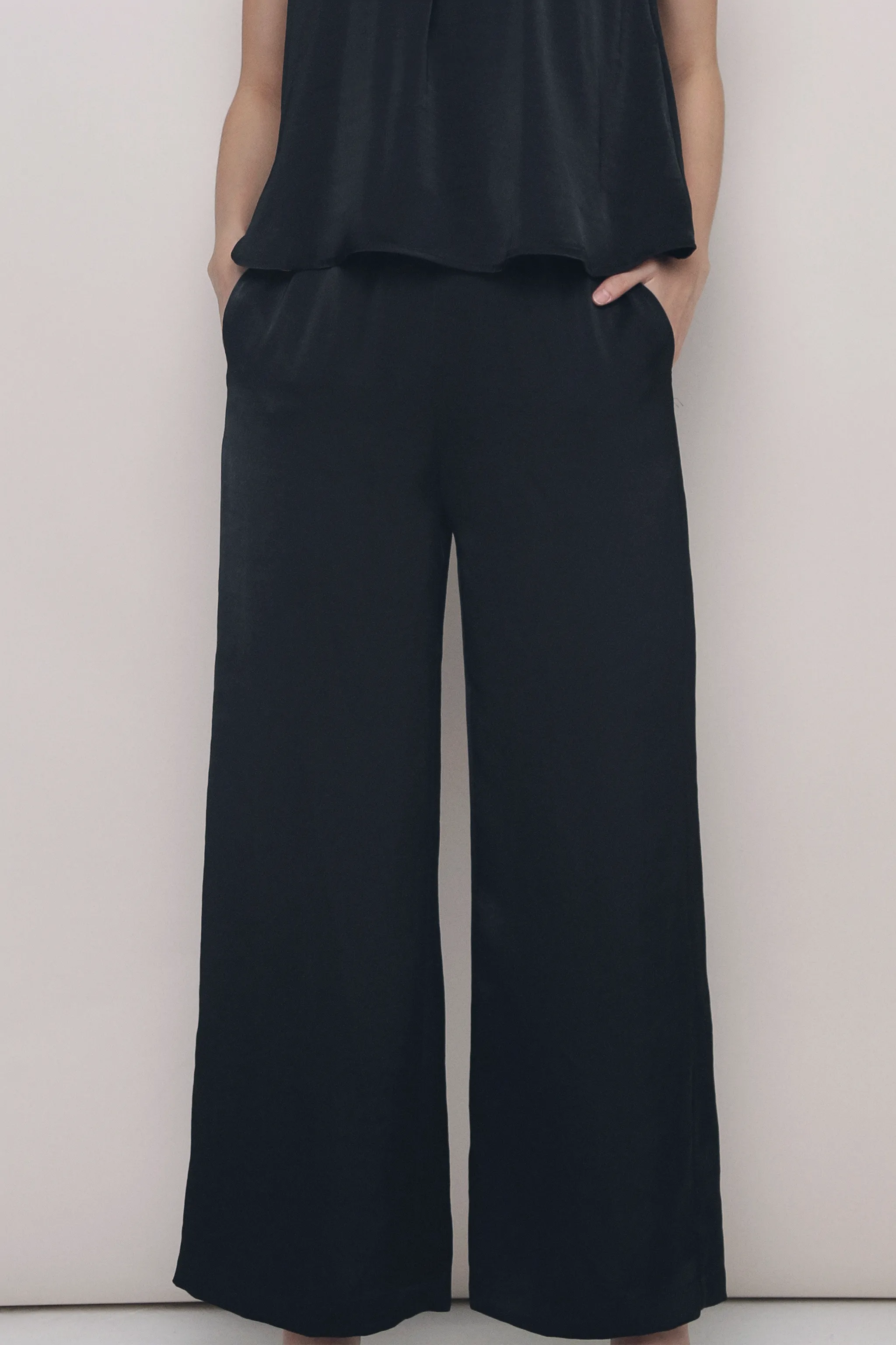 Petite Daydreamer Wide Leg Pants Black