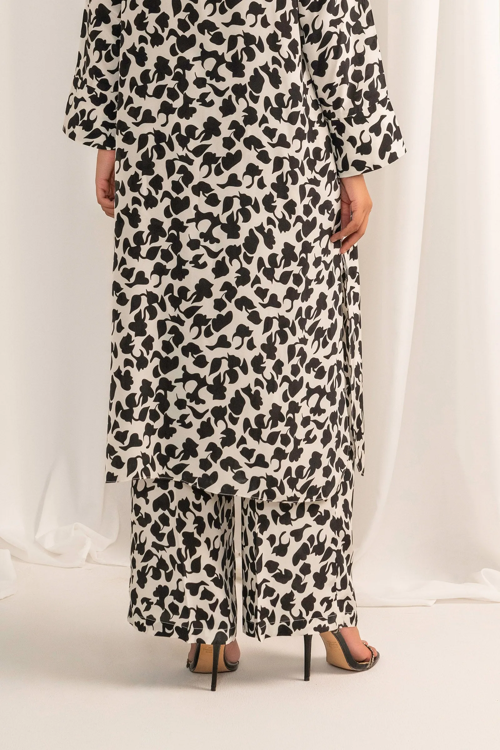 Printed Wide Leg Pants