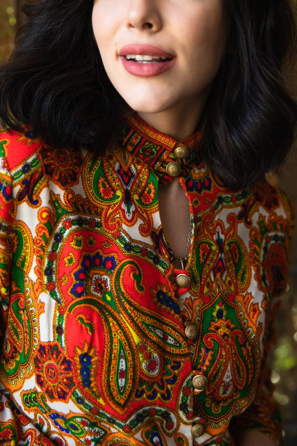Vintage 1960s Bright Psychedelic Paisley Print Mini Dress with Bell Sleeves - Medium