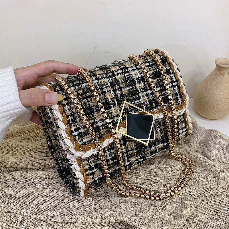 WOOLEN BAG