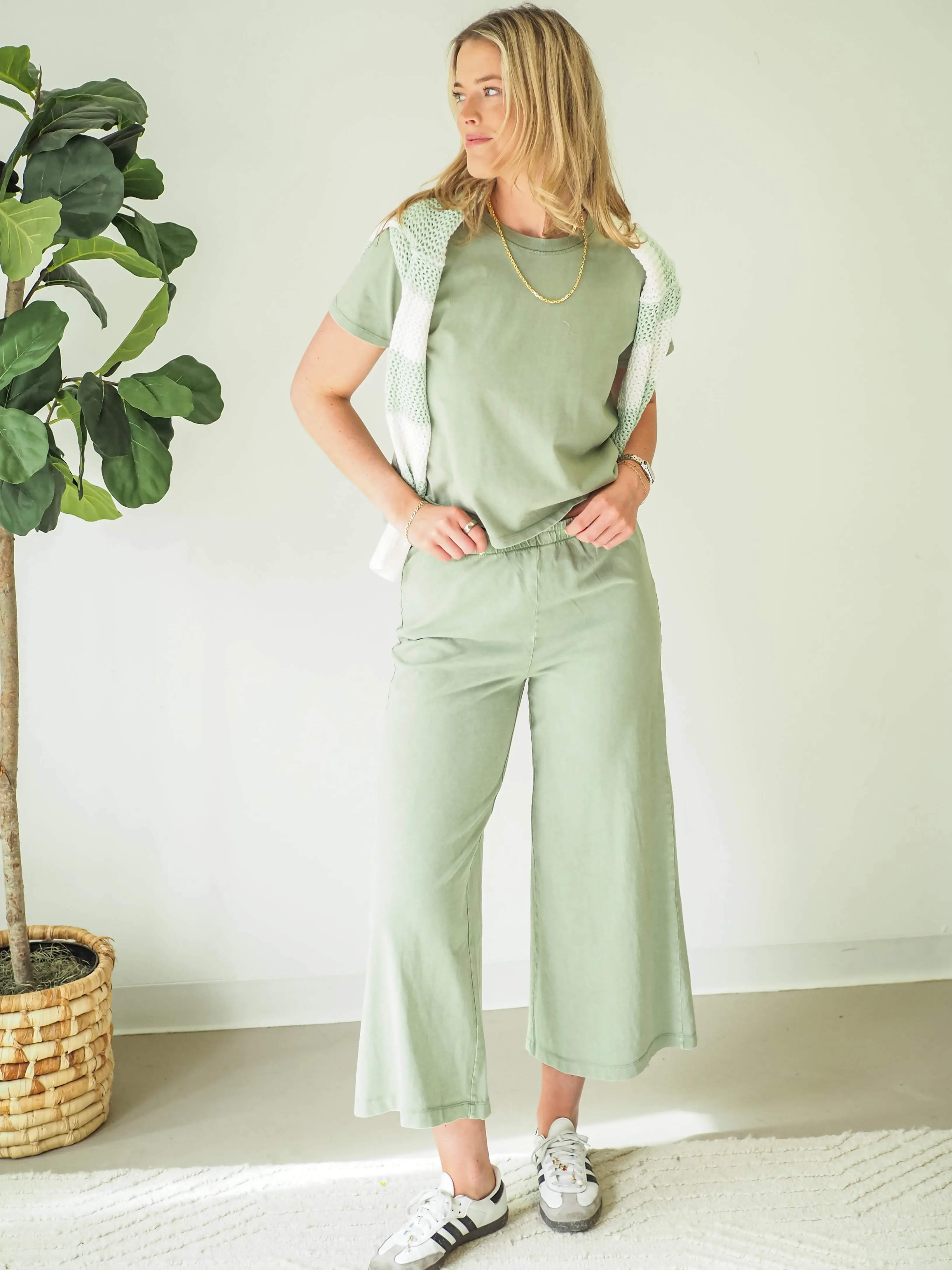 Z Supply Scout Jersey Flare Pant in Avocado