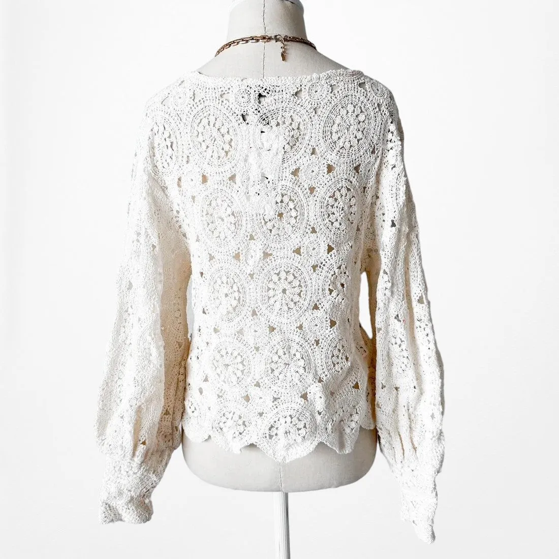 Zara Off White Crewneck Cutout Puffy Sleeve Lace Crochet Sweater Top Size S